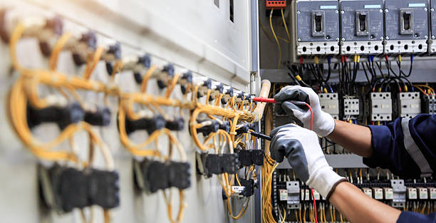 Professional Electrician technician working in Shorewood, IL